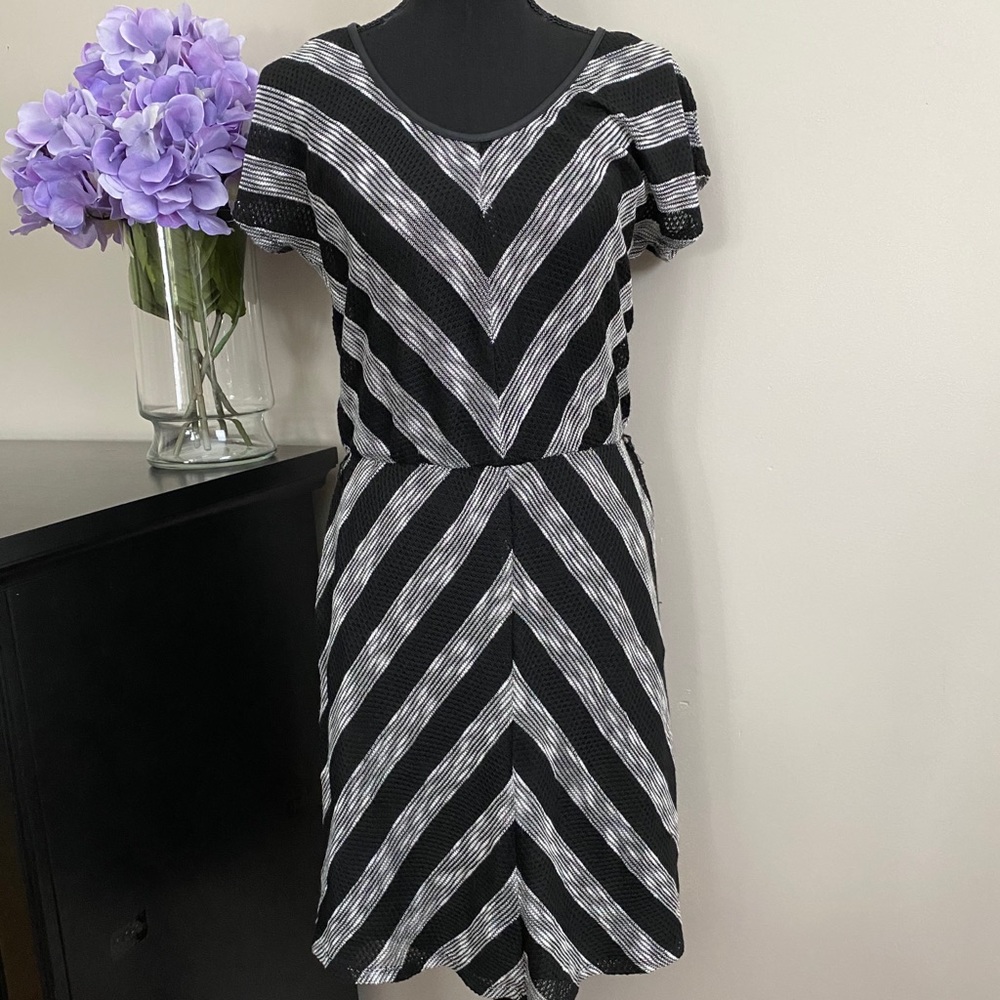 Women’s Maurices Black/White Chevron Dress